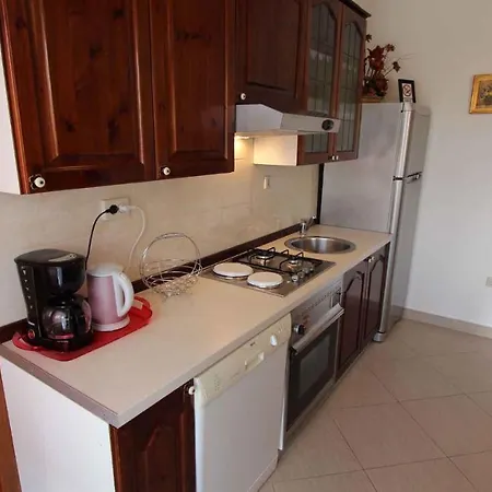 Malinska, Krk 12 Apartment *