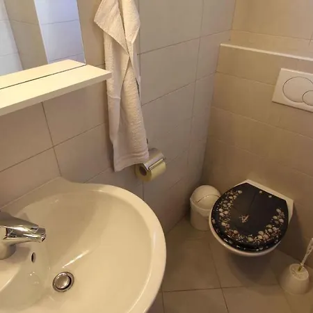 Apartment Malinska, Krk 12 *