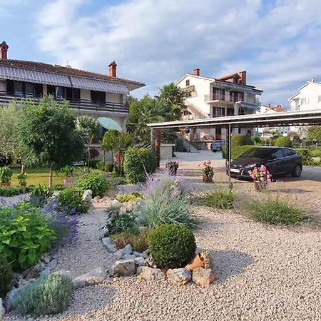 Malinska, Krk 12 Apartment