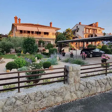 Malinska, Krk 12 Malinska
