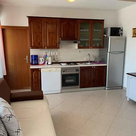 Malinska, Krk 12 Apartment *