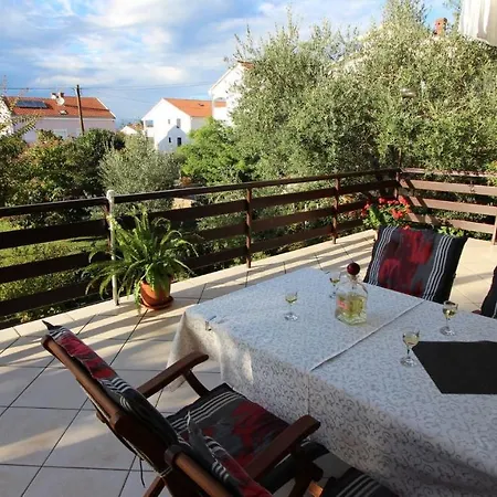 Malinska, Krk 12 Malinska