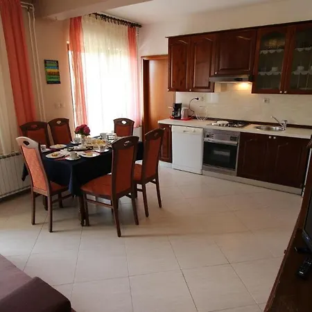 Malinska, Krk 12 Malinska