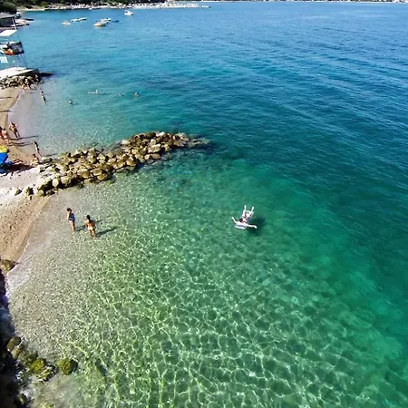 Malinska, Krk 12 Apartment *
